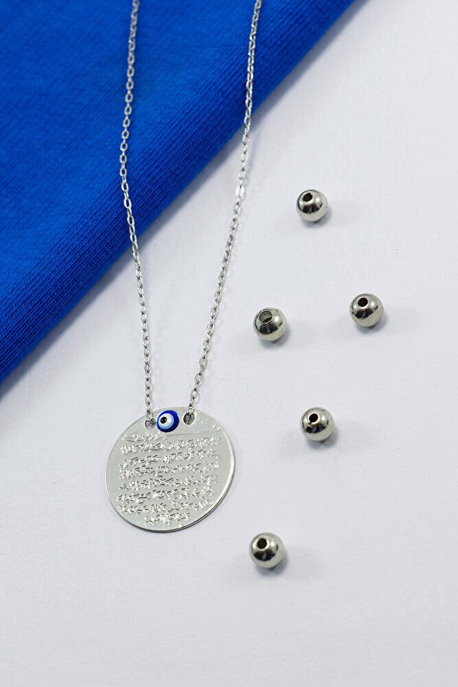 Mineli Nazar Metal Ayetel Kürsi Dualı Lak Kaplama Bijuteri Kolye (Zincir 45 cm), Gümüş Renkli