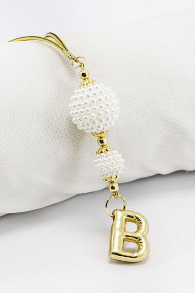 Beyaz İncili Böğürtlen Aksesuarlı Bombeli B Harfli Dikiz Ayna Süsü, Hediyelik Yeni Araba Hediyesi