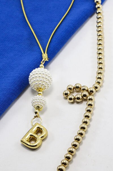 Beyaz İncili Böğürtlen Aksesuarlı Bombeli B Harfli Dikiz Ayna Süsü, Hediyelik Yeni Araba Hediyesi