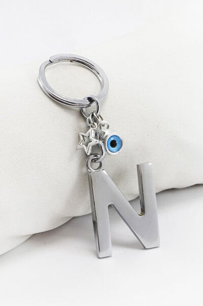 Çerçeveli Nazarlı Minik Yıldızlı Gümüş Renkli Metal N Harfi Anahtarlık