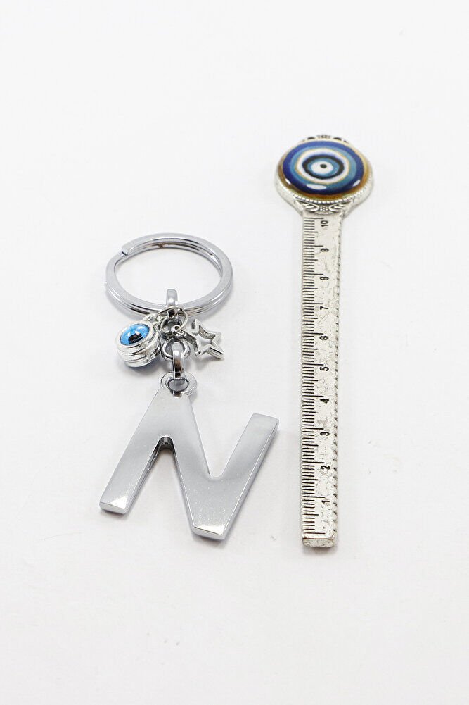 Çerçeveli Nazarlı Minik Yıldızlı Gümüş Renkli Metal N Harfi Anahtarlık