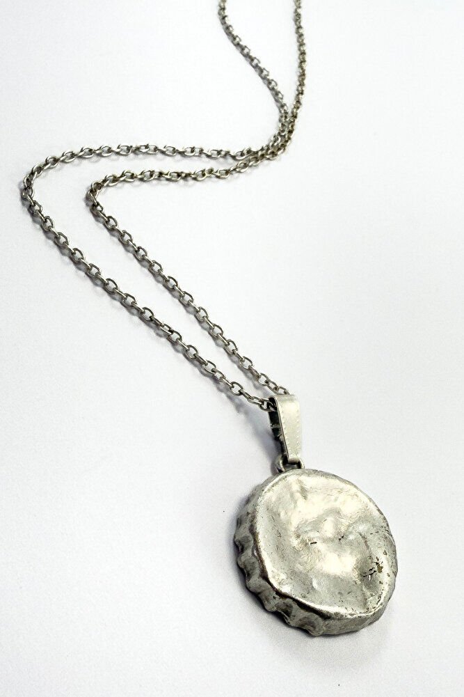 Gümüş Renkli Eskitme Metal Gazaoz Kapağı Kolye, Hediyelik Gazoz Kapaklı Kolye