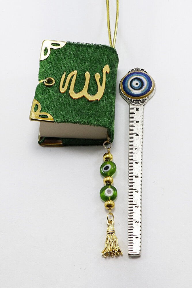 El Yapımı Cam Nazar Boncuklu Püsküllü Yeşil Renk Kadife Mini Kur' an-ı Kerim Araba Dikiz Ayna Süsü