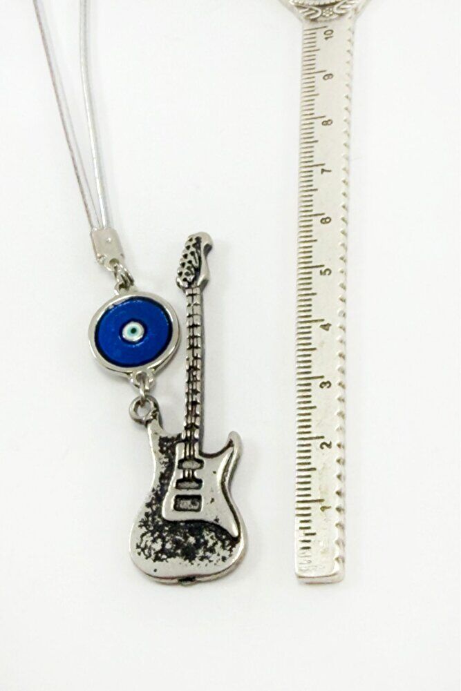 Gümüş Renkli Eskitme Metal Mineli Nazar Boncuklu Gitar Figürlü Araba Dikiz Ayna Süsü