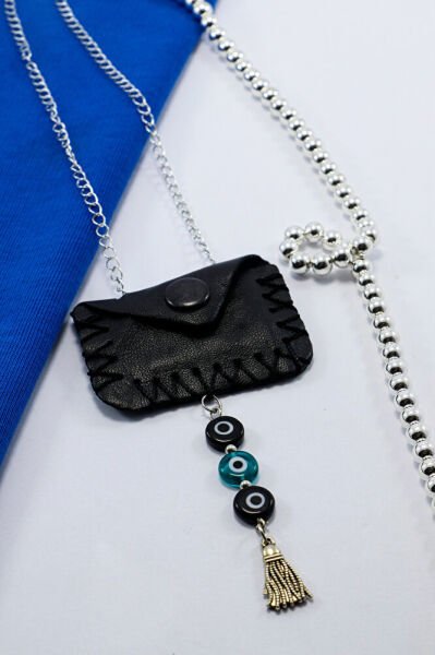 Hakiki Deri Çıtçıtlı Cevşen Araba Dikiz Ayna Süsü Zümrüt Yeşili ve Siyah Cam Nazar Boncuklu PüSküllü