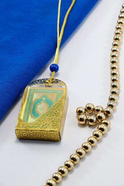 Çok Küçük Mini Kur' an-ı Kerim Araba Dikiz Ayna Süsü, İpli Plastik Kaplı Yeşil Minyatür Aksesuar