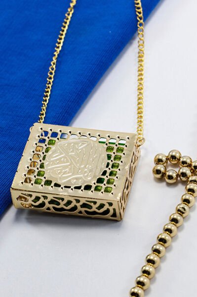 Ajurlu Metal Kaplı Minyatür Kur' an-ı Kerim Araba Dikiz Ayna Süsü, Gold Renkli Lüks Araba Hediyesi