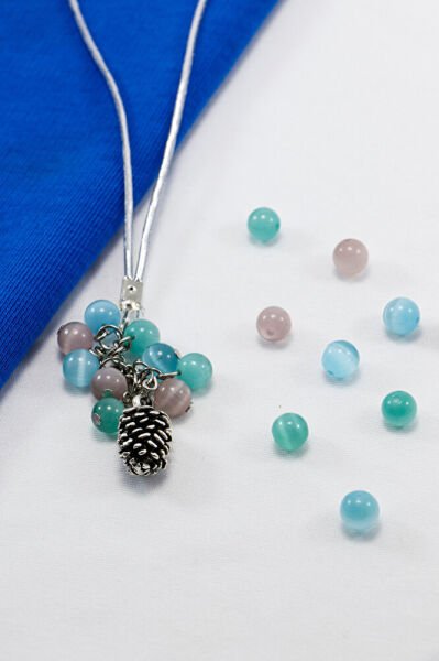 Pastel Cam Boncuklu Salkımlı Metal Kozalak Araba Dikiz Ayna Süsü, Gümüş Renkli Araba Hediyesi