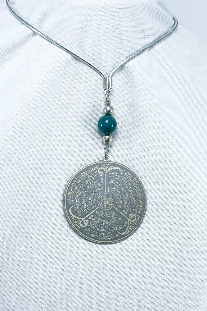 Doğal Akik Taşlı Gümüş Renk Çelik Çift Taraflı Ayetel Kürsi Felak Nas Ihlas Araba Ayna Süsü(4,5 CM)