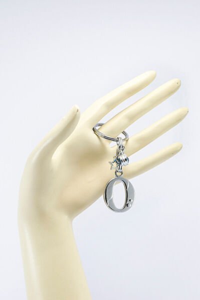 Gümüş Renkli Yıldızlı Nazar Boncuklu Metal O Harfi Anahtarlık / Harfli Çanta Süsü