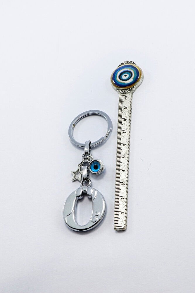 Gümüş Renkli Yıldızlı Nazar Boncuklu Metal Ö Harfi Anahtarlık / Harfli Çanta Süsü